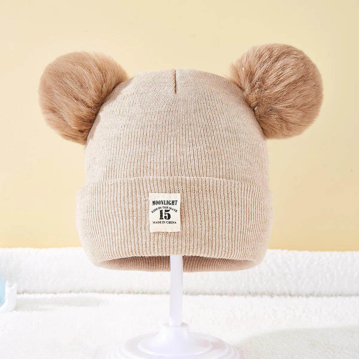Gorro Infantil de Tricô com Pom - Pom - Valor Digital