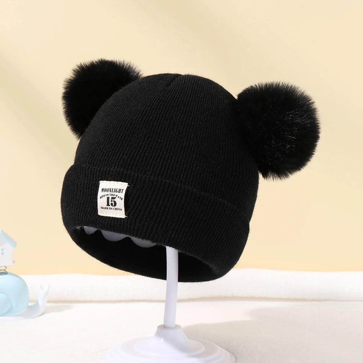 Gorro Infantil de Tricô com Pom - Pom - Valor Digital