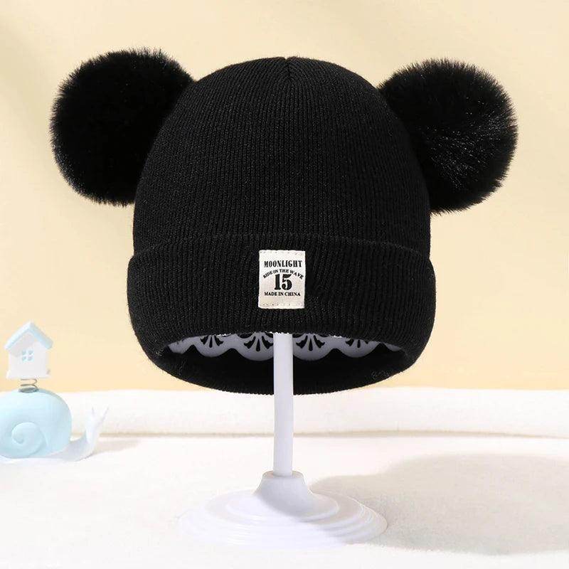 Gorro Infantil de Tricô com Pom - Pom - Valor Digital