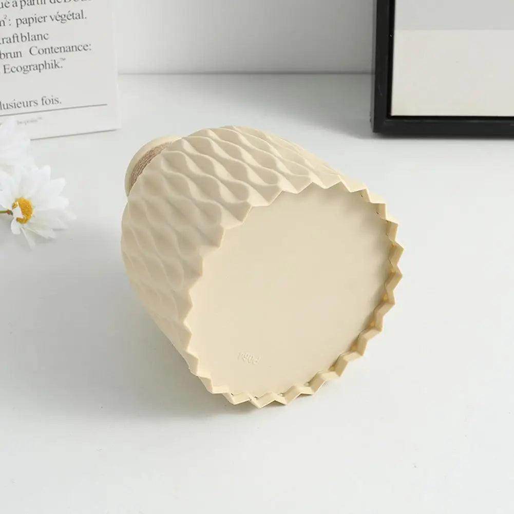 Vaso de Plástico para Arranjos de Flores - Valor Digital